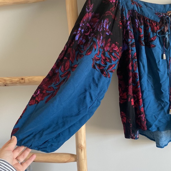 Free People Blue Balloon Sleeve Square Neck Blouse Sz Medium - Picture 3 of 7